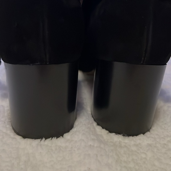 NWT Rag and Bone Dalia II Black Suede Boot Size 8.5 New In Box with dust bag. - Picture 8 of 11